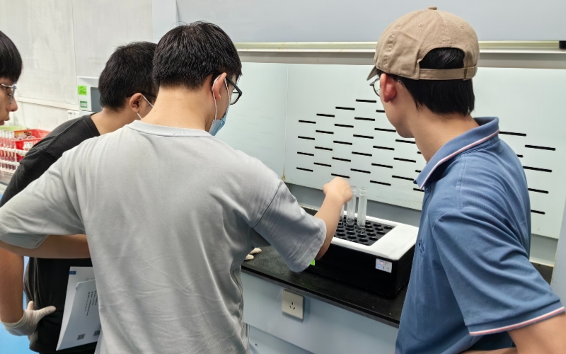 格丹納工程師現(xiàn)場(chǎng)培訓(xùn) 格丹納工程師現(xiàn)場(chǎng)培訓(xùn)